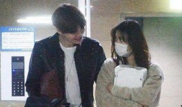 姐弟恋情爆料视频,视频爆料引发热议